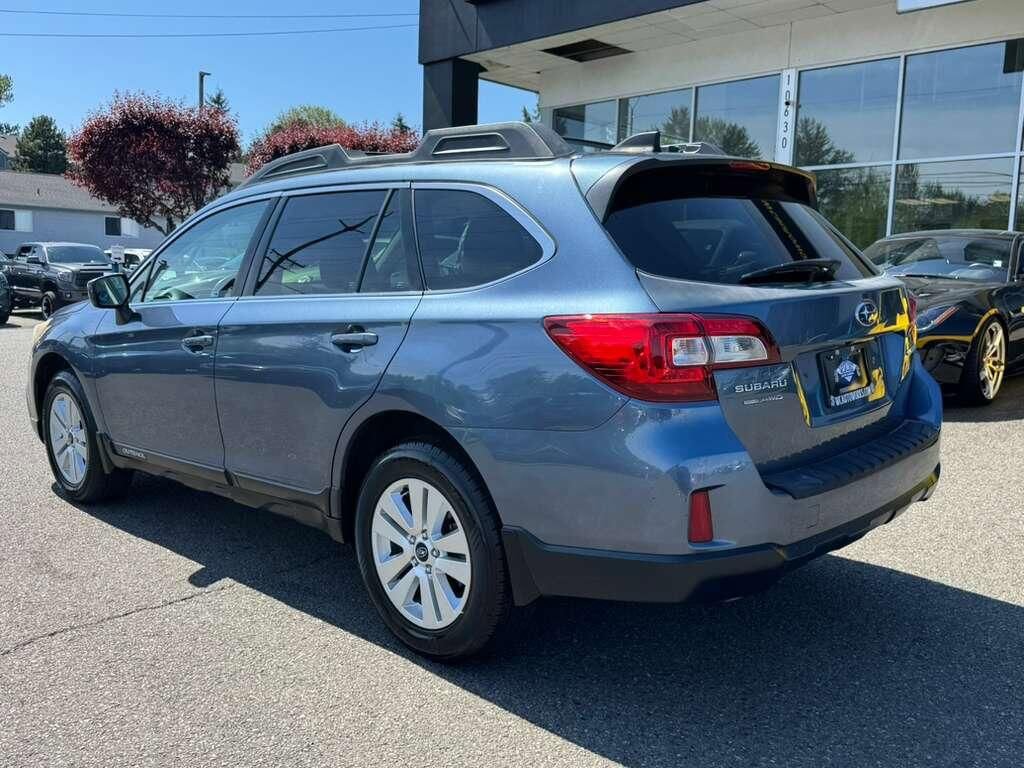 Used 2016 Subaru Outback 2.5i Premium AWD/4WD image 10