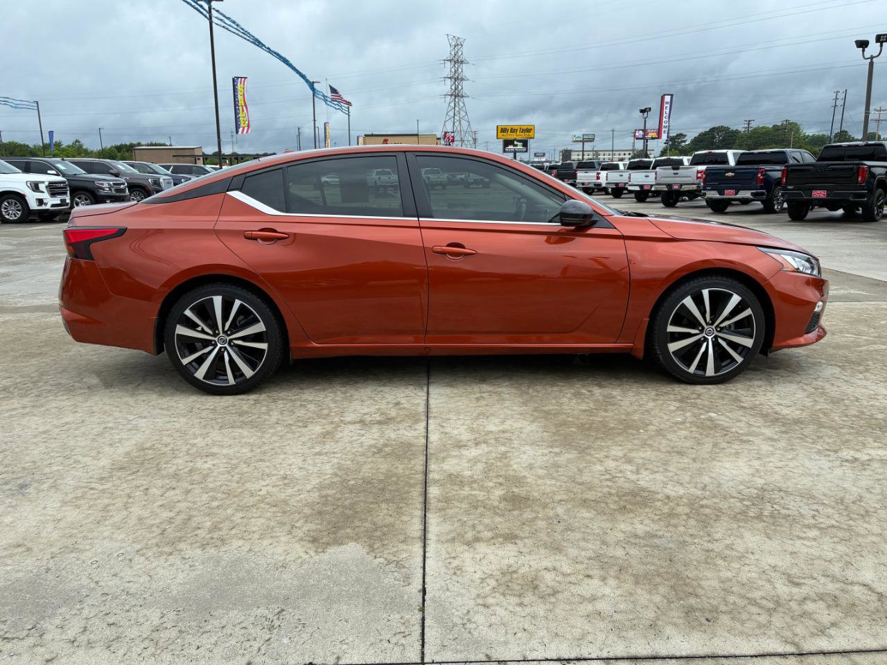 Used 2021 Nissan Altima 2.5 SR w/ SR Premium Package FWD image 5