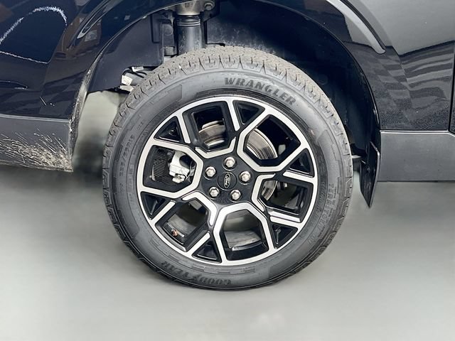 Used 2026 Ford Maverick Lariat AWD/4WD image 36