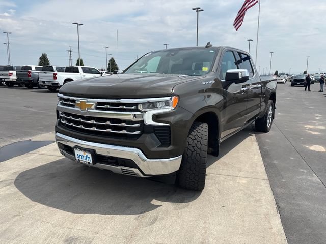 Certified 2023 Chevrolet Silverado 1500 LTZ w/ Technology Package AWD/4WD image 8