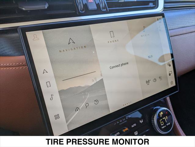 New 2026 Jaguar F-PACE R-Dynamic S image 9