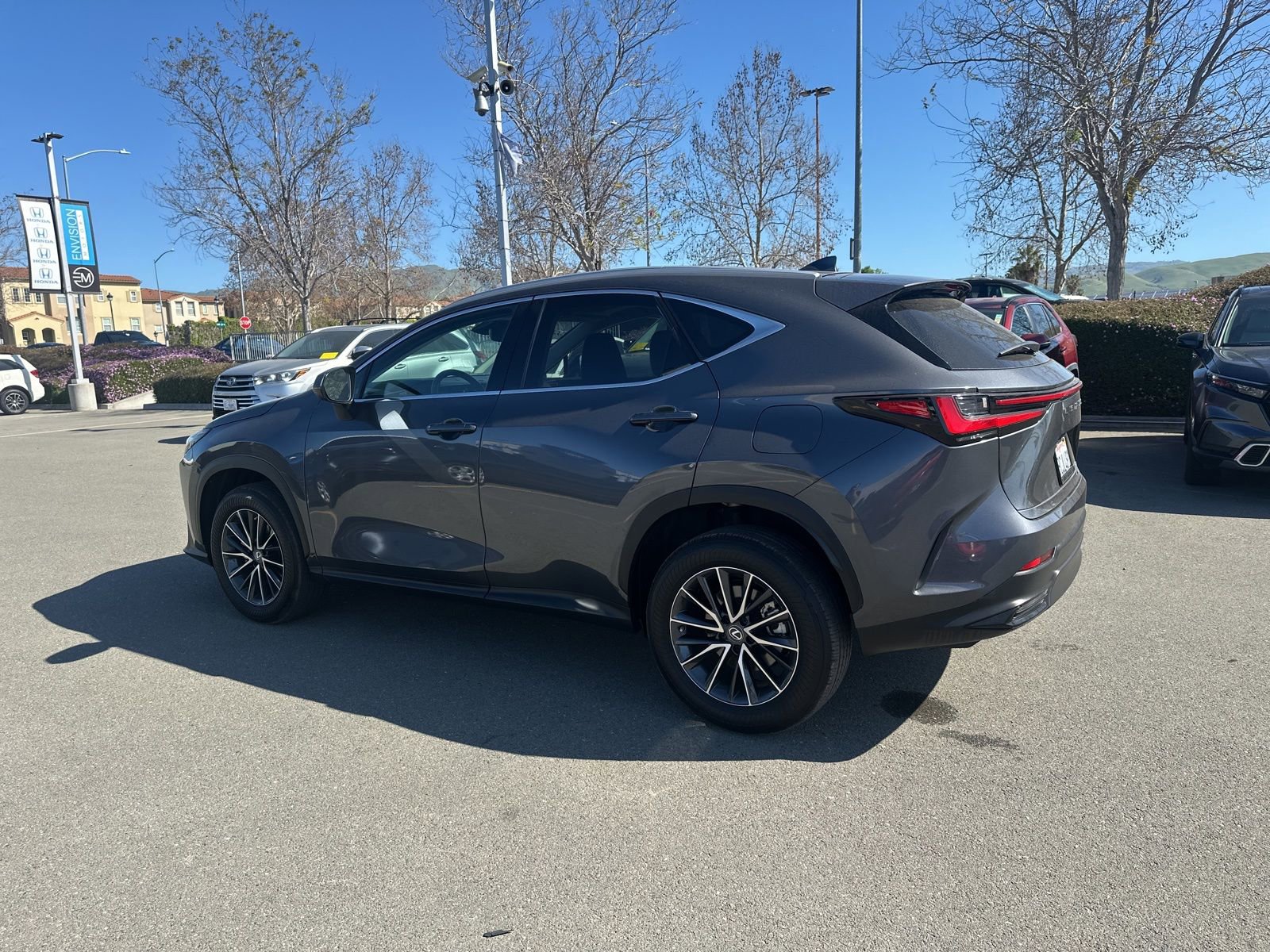 Used 2022 Lexus NX 350 350 Base w/ Cold Area Package image 4