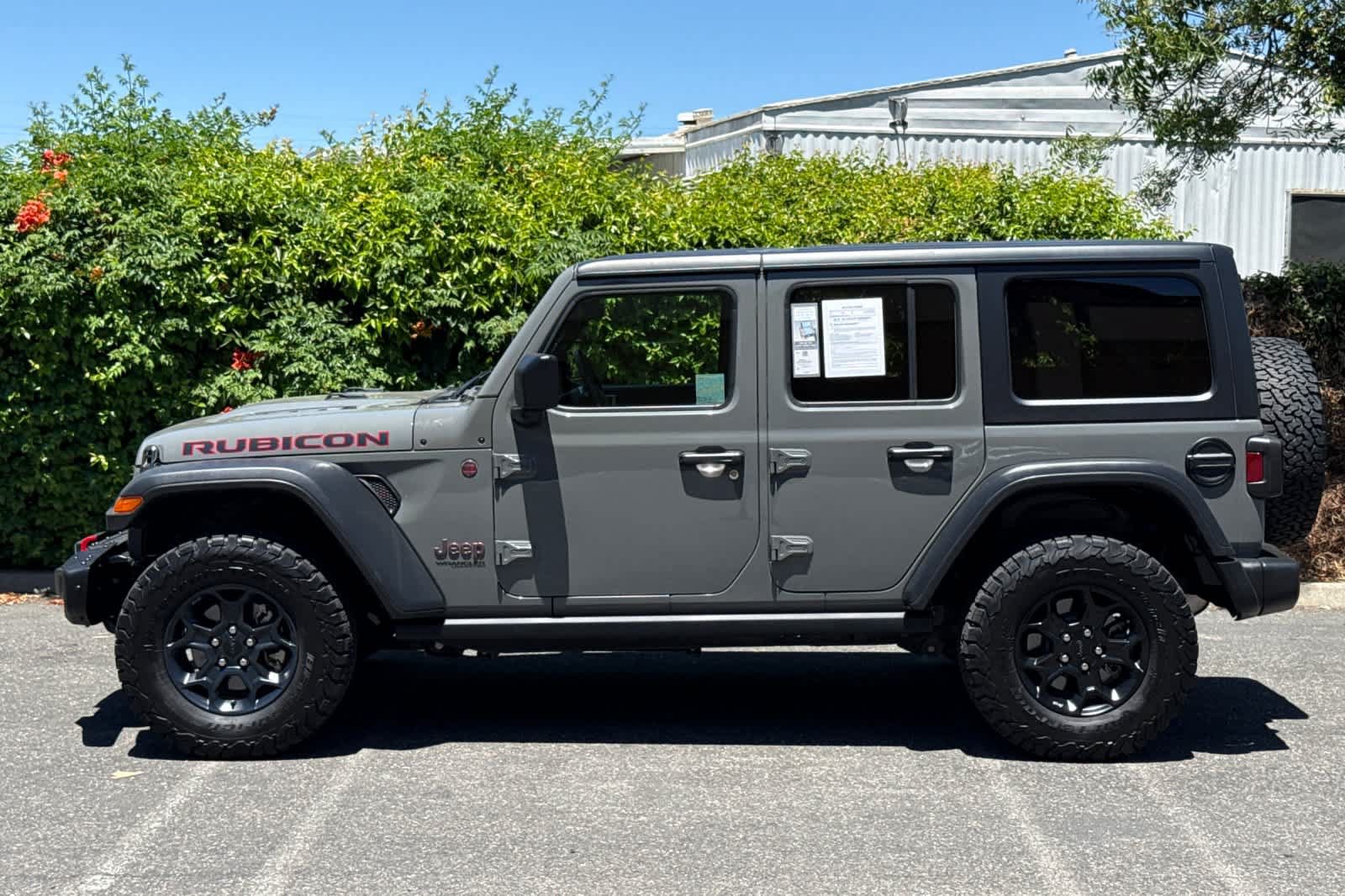 Used 2021 Jeep Wrangler Unlimited Rubicon AWD/4WD image 6