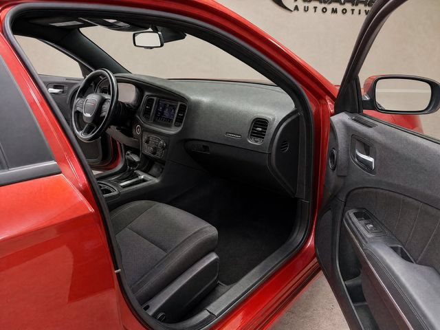 Used 2021 Dodge Charger SXT w/ Blacktop Package RWD image 12