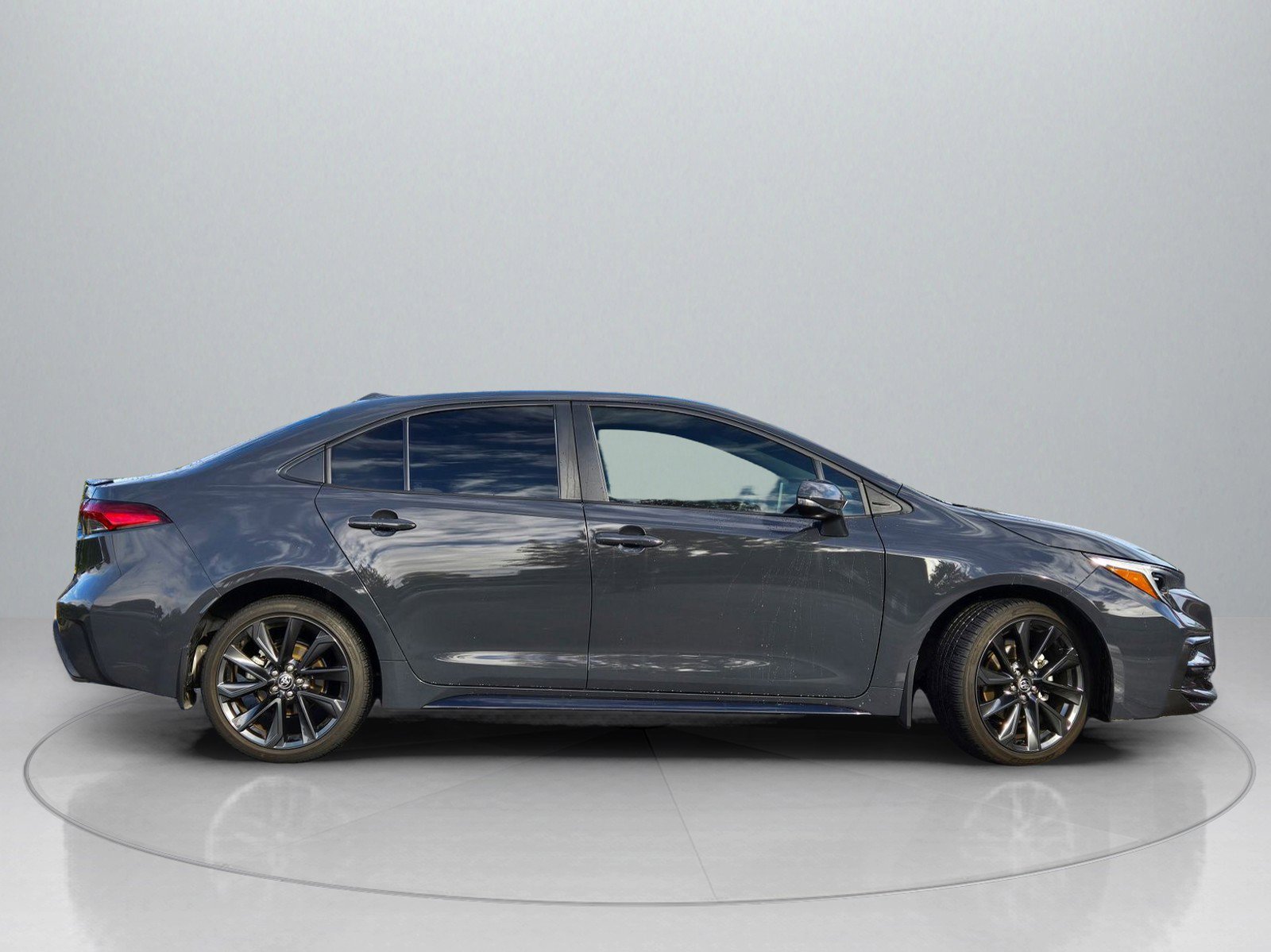 Used 2024 Toyota Corolla XSE image 10