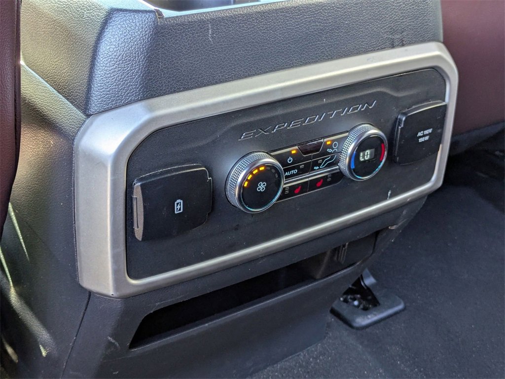 Used 2024 Ford Expedition Limited image 56