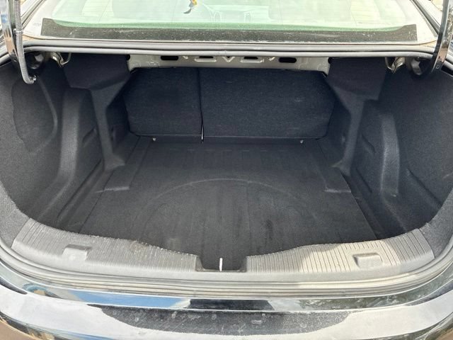 Used 2017 Chevrolet Cruze LT w/ Convenience Package FWD image 7