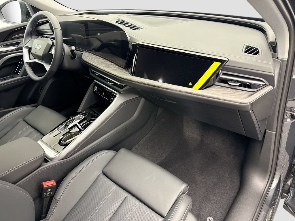 Used 2025 Audi Q5 Prestige AWD/4WD image 17