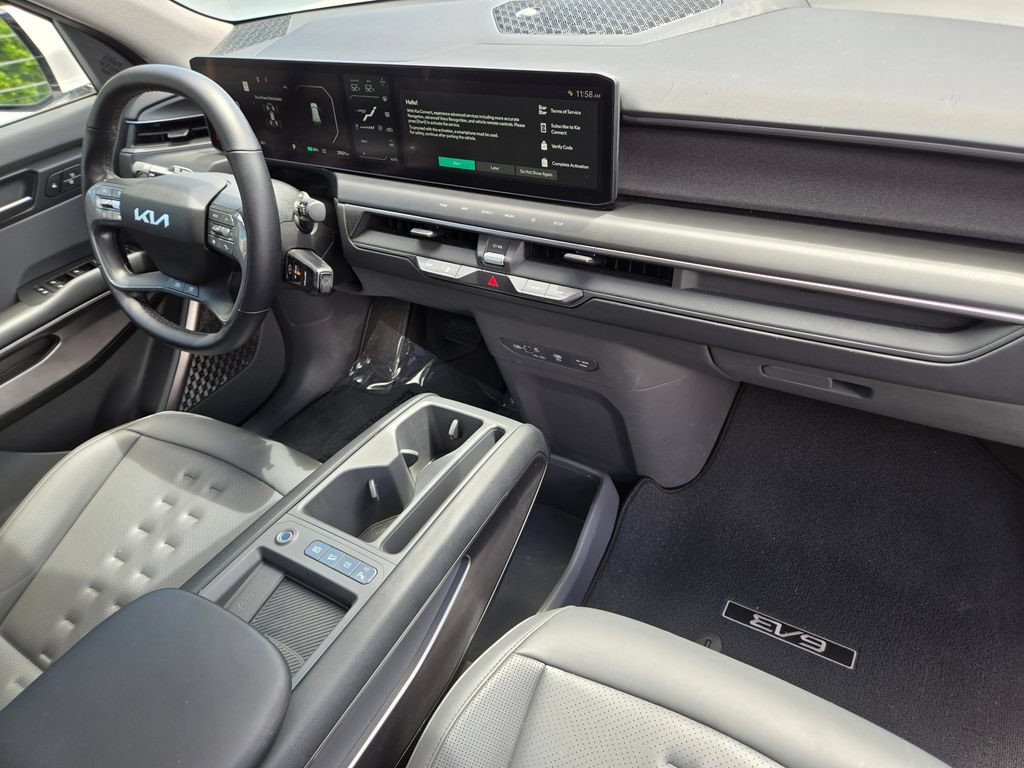 Certified 2024 Kia EV9 Wind AWD/4WD image 10