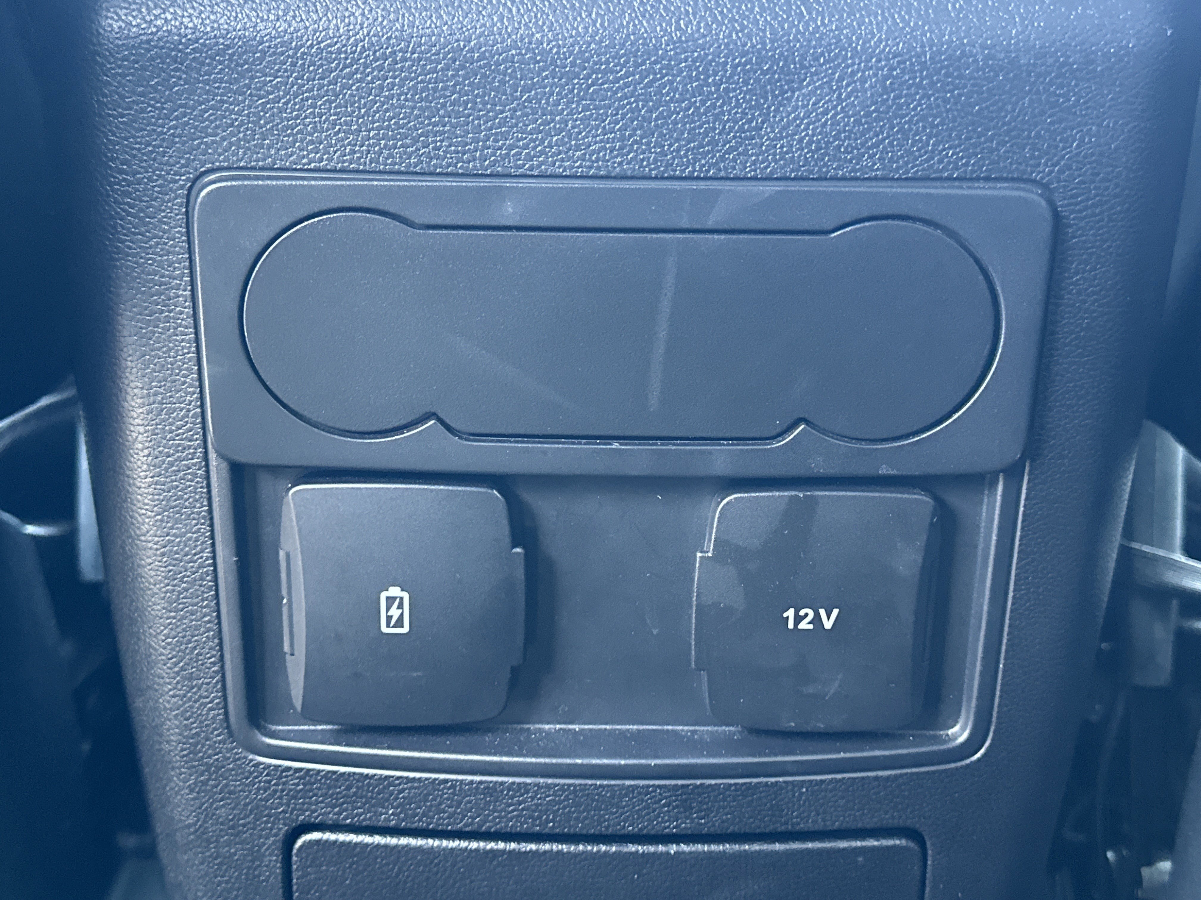 Used 2024 Ford Explorer XLT w/ Equipment Group 202A image 24