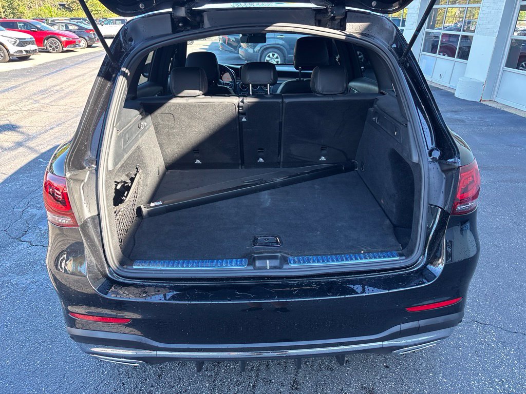 Used 2022 Mercedes-Benz GLC 300 4MATIC image 5