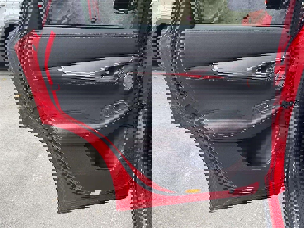 Used 2023 INFINITI QX55 Essential image 11