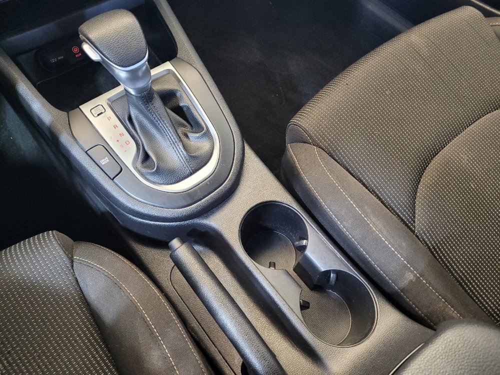 Used 2021 Kia Forte LXS FWD image 26
