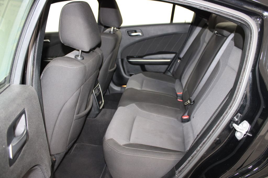 Used 2022 Dodge Charger SXT RWD image 21