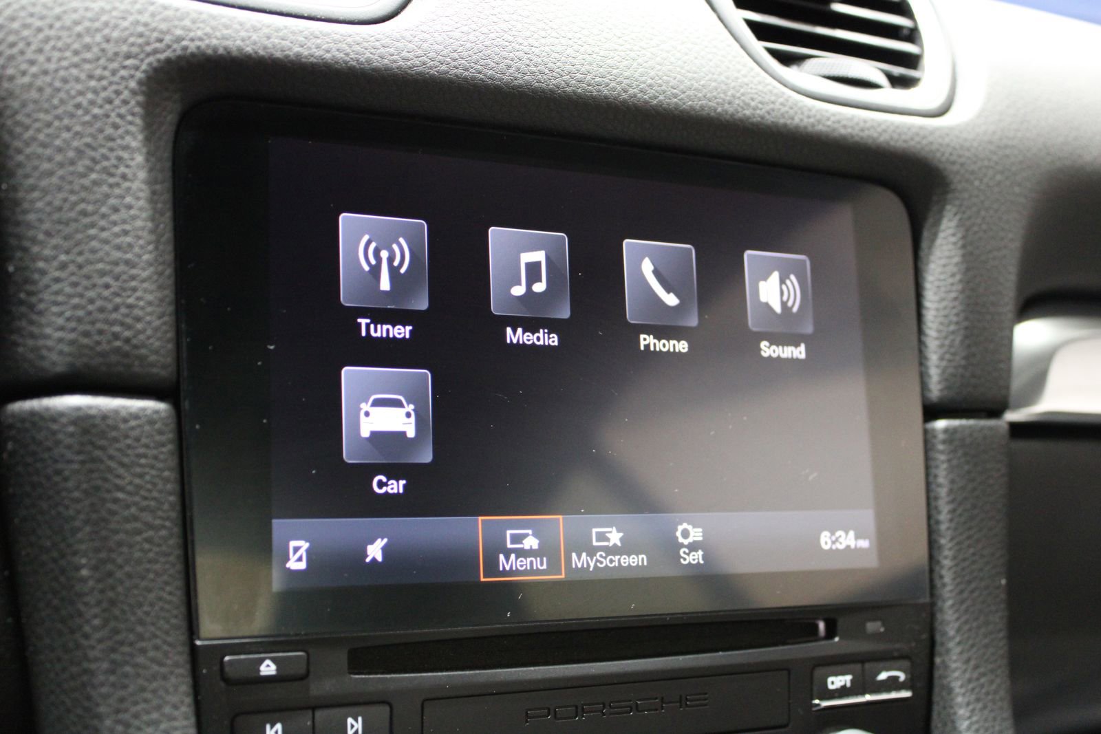 Used 2019 Porsche 718 Cayman image 26