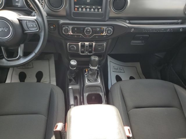 Used 2022 Jeep Wrangler Unlimited Sport AWD/4WD image 22