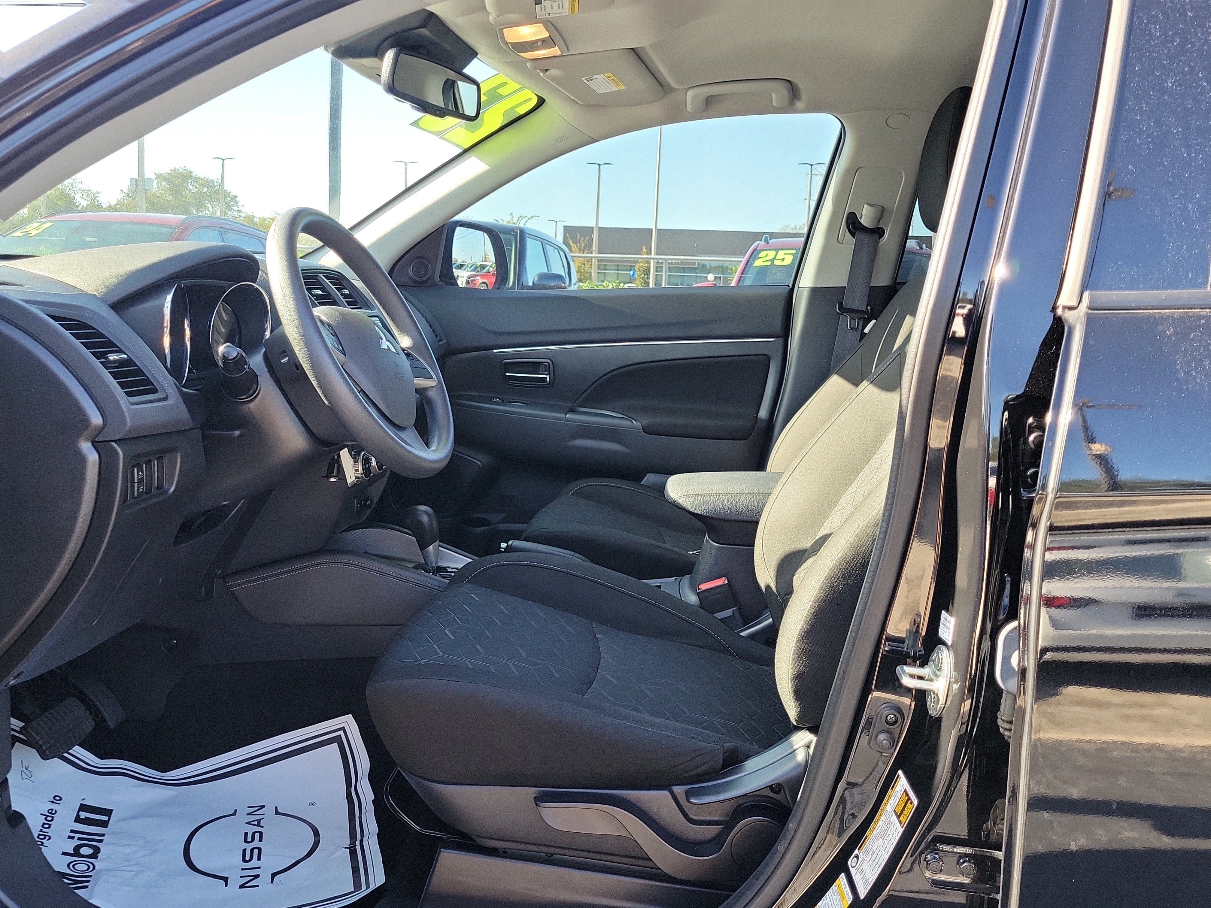 Used 2023 Mitsubishi Outlander Sport ES AWD/4WD image 18