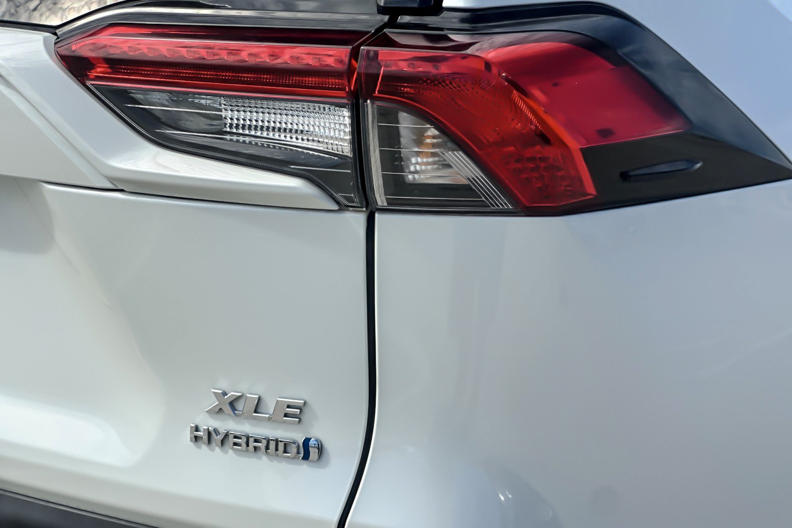 Certified 2022 Toyota RAV4 XLE Premium AWD/4WD image 26