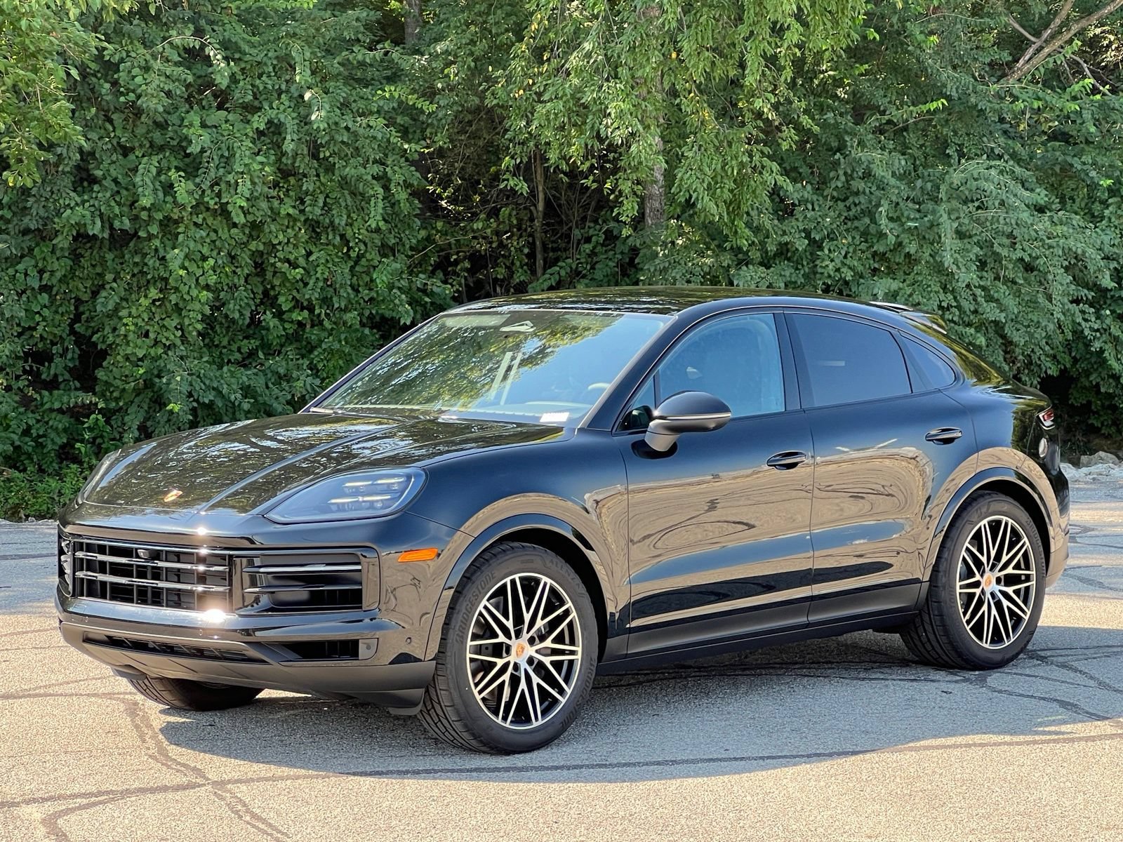 New 2026 Porsche Cayenne Coupe AWD/4WD image 1