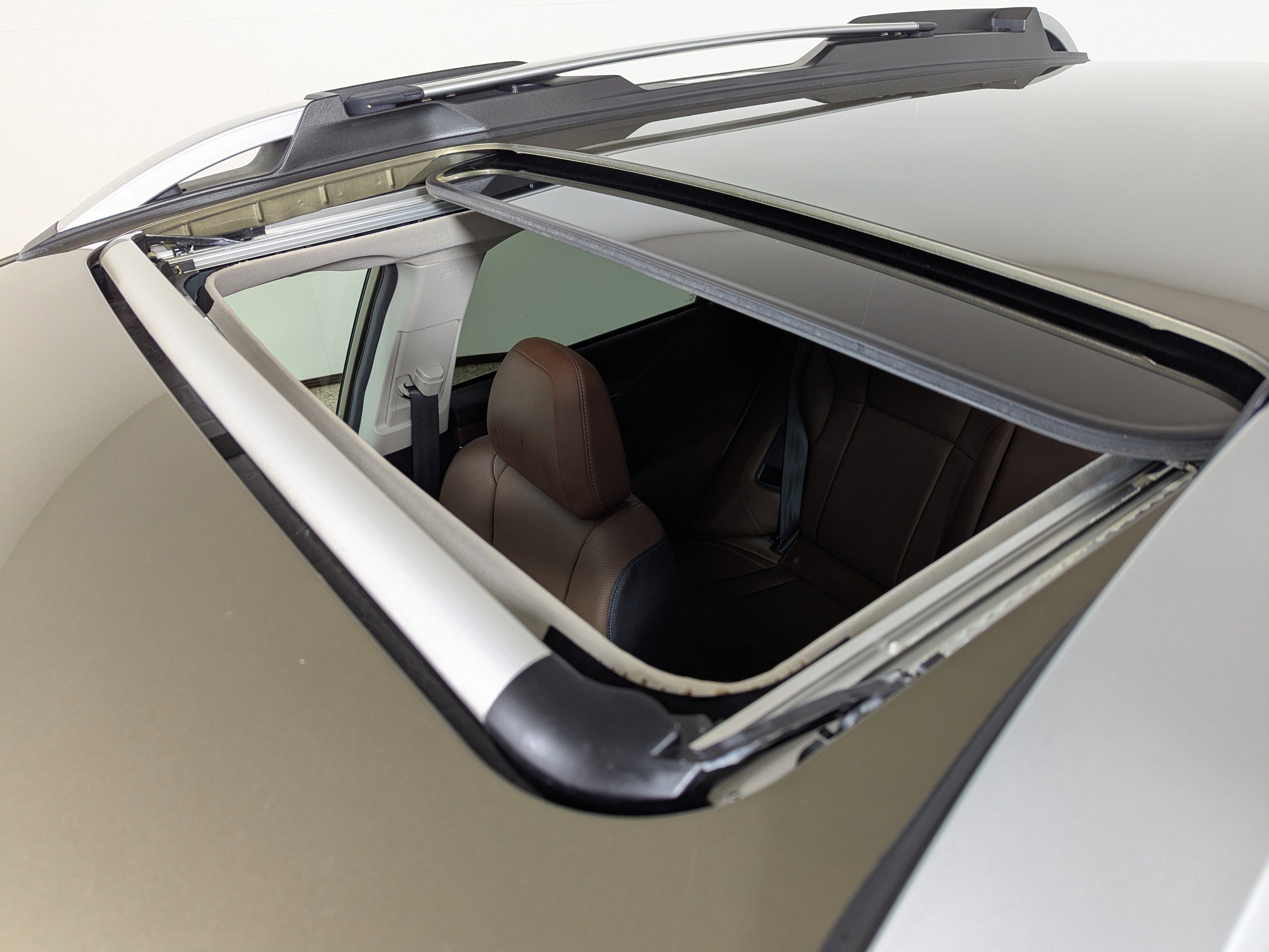 Used 2021 Subaru Outback Touring w/ Popular Package #2 image 31