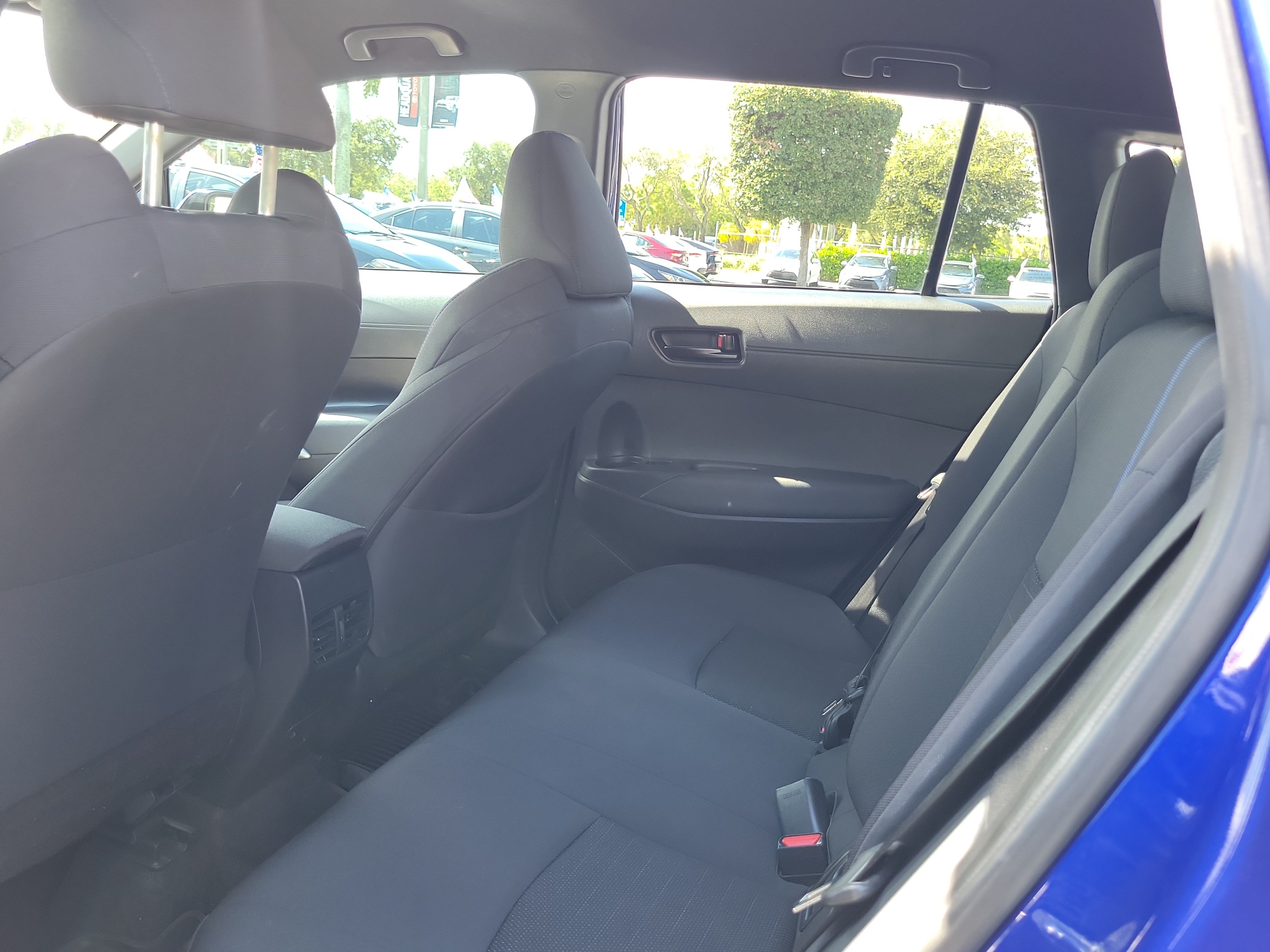 Used 2023 Toyota Corolla Cross AWD Hybrid image 18