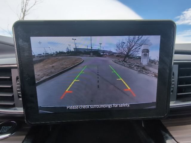 Used 2023 Ford Explorer Limited image 27