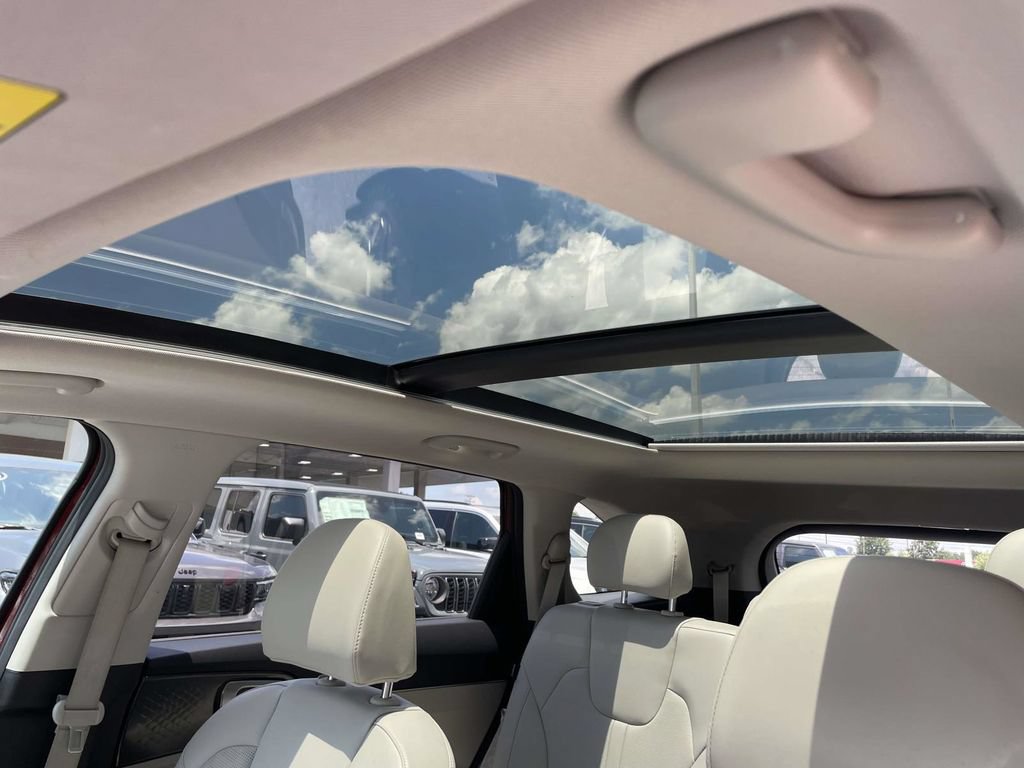 Used 2025 Kia Sorento S w/ Panoramic Sunroof Package FWD image 28