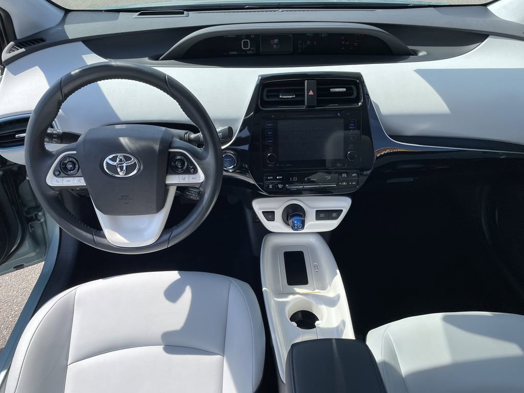 Used 2017 Toyota Prius Four w/ Advanced Technology Package image 15