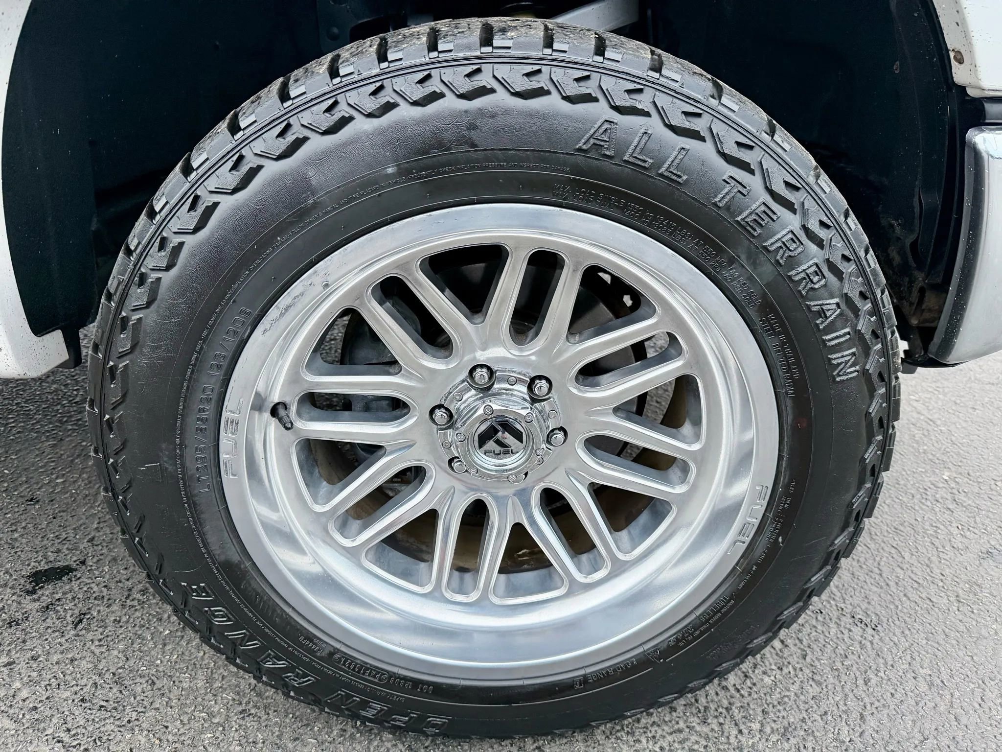 Used 2017 Ford F150 Lariat w/ Equipment Group 502A Luxury image 16