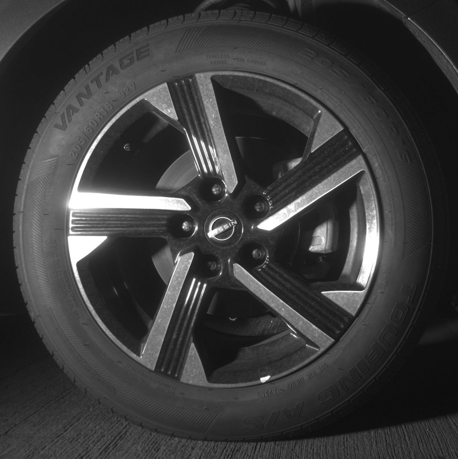 Used 2025 Nissan Sentra SV FWD image 21