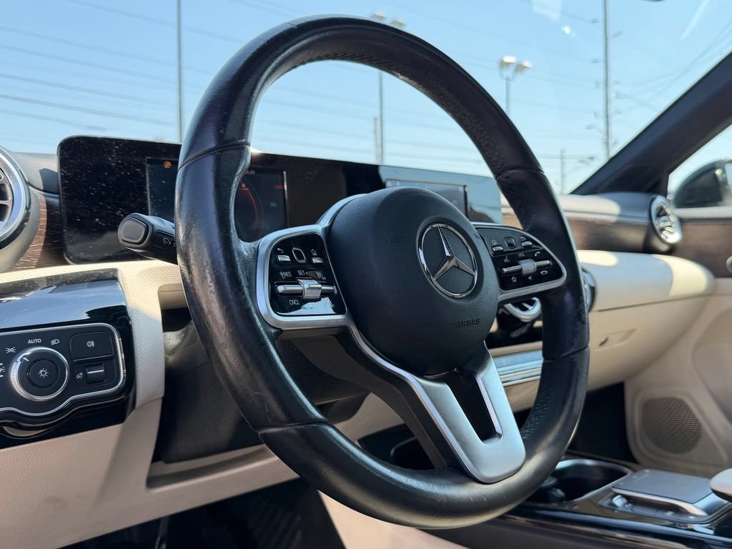 Used 2021 Mercedes-Benz A 220 image 33