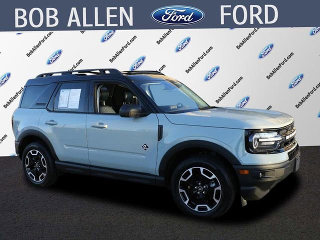 Used 2024 Ford Bronco Sport Outer Banks w/ Tech Package image 1