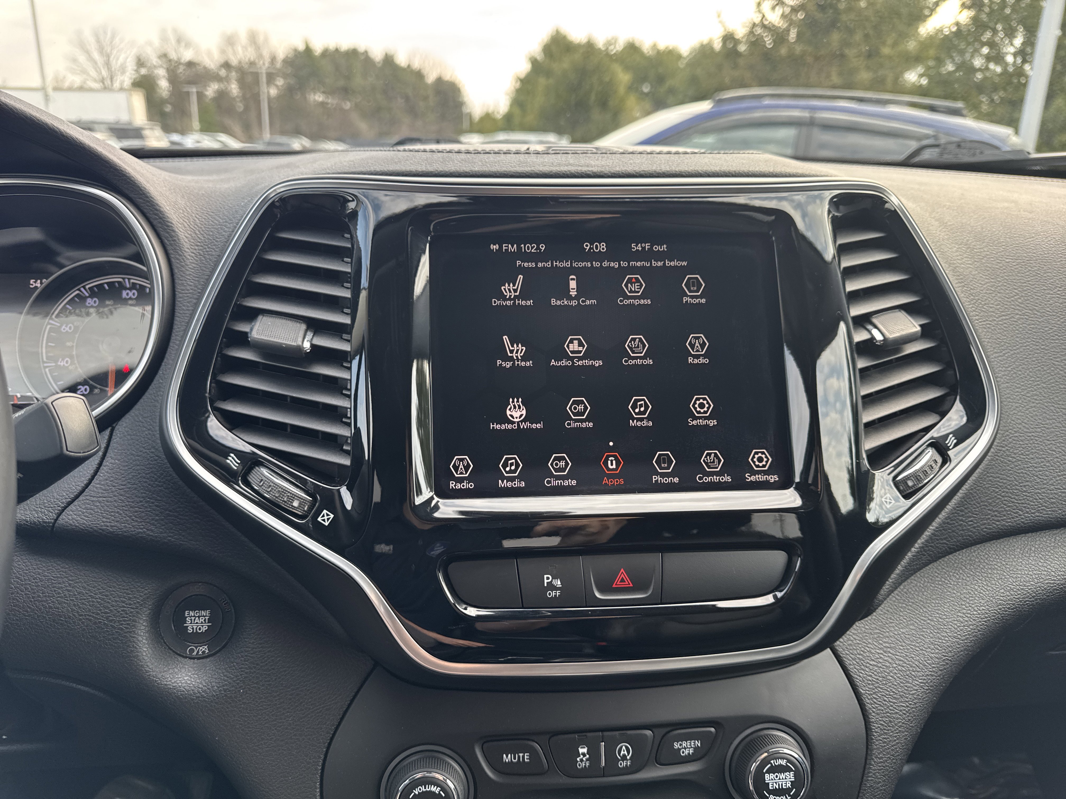 Used 2019 Jeep Cherokee Limited image 21