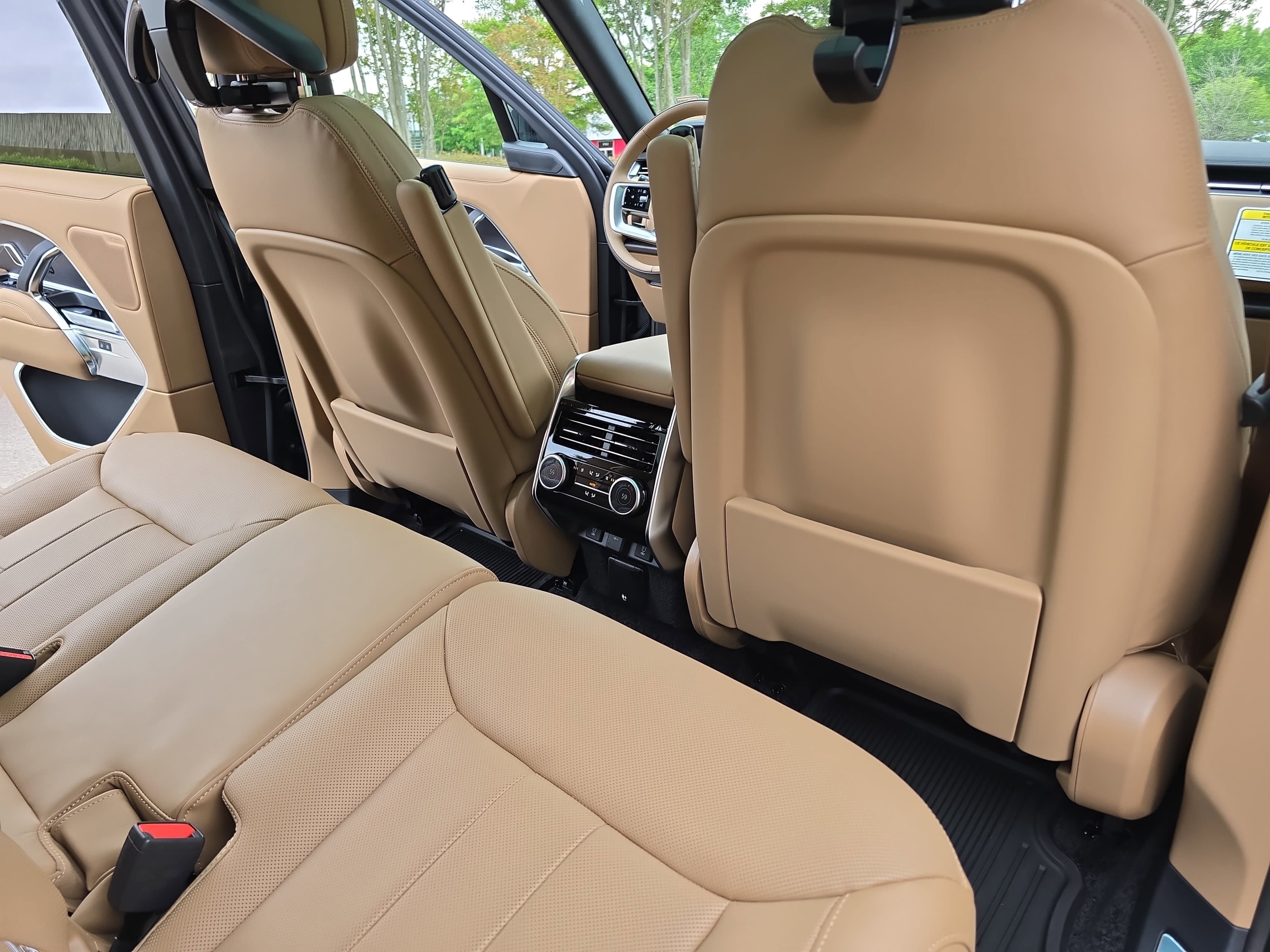 New 2026 Land Rover Range Rover SE AWD/4WD image 11