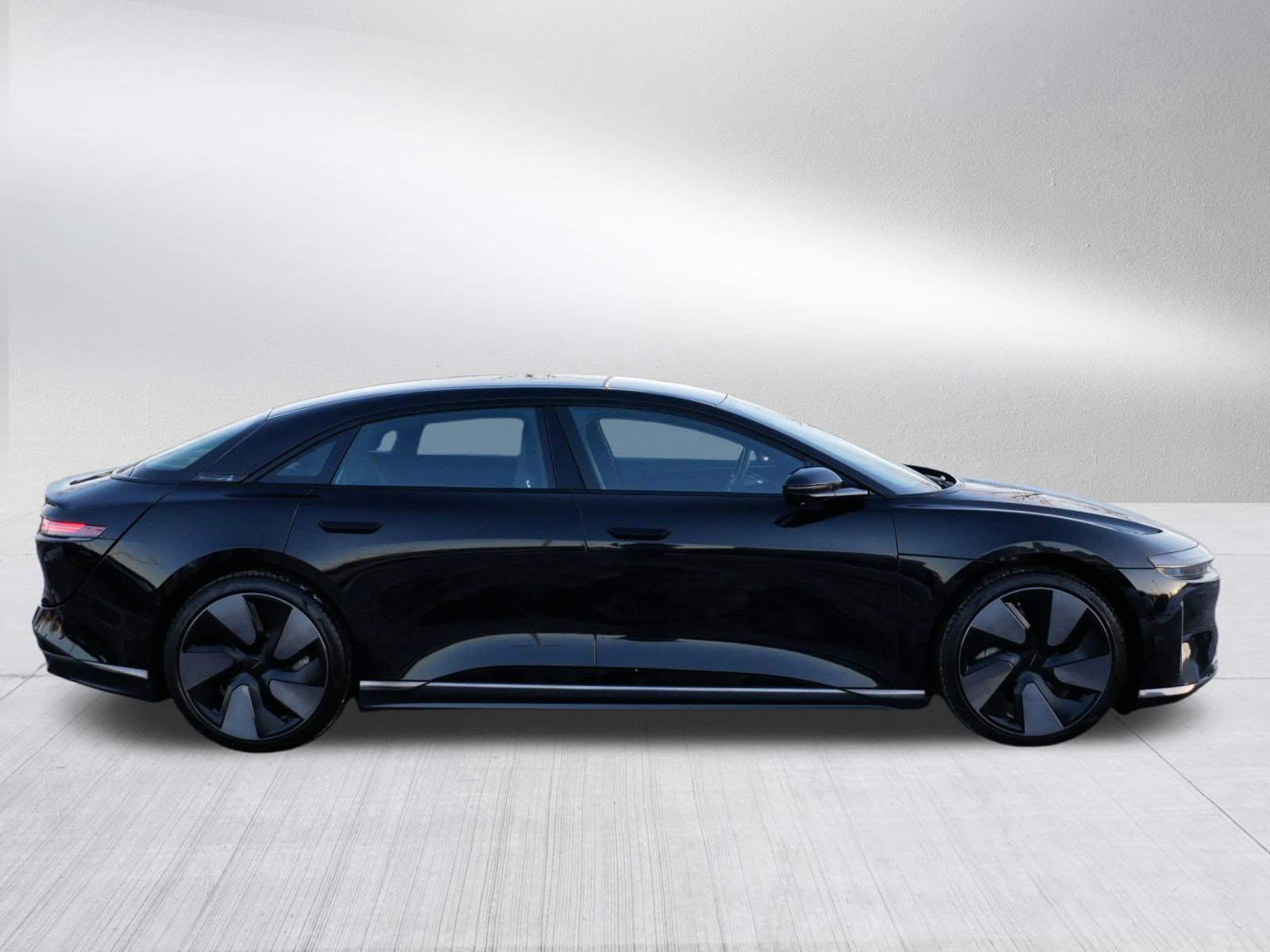 Used 2024 Lucid Air Touring image 8