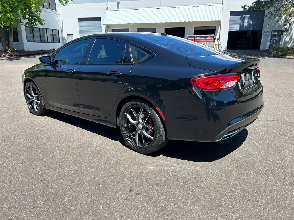 Used 2016 Chrysler 200 S FWD image 3