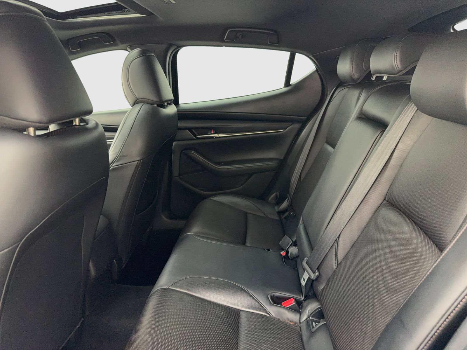 Used 2021 MAZDA MAZDA3 s FWD image 35