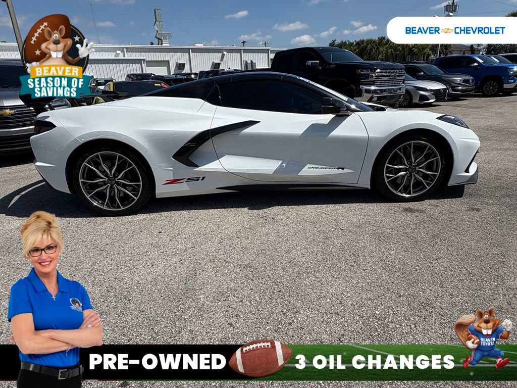 Used 2025 Chevrolet Corvette Stingray Premium Conv w/ Z51 Performance Package RWD image 8