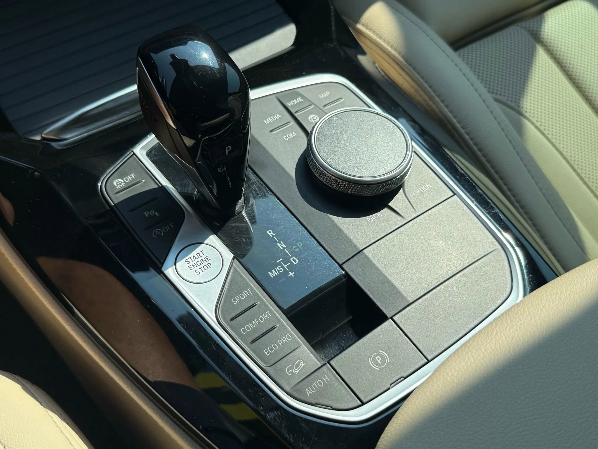 Used 2022 BMW X4 xDrive30i w/ Convenience Package image 18