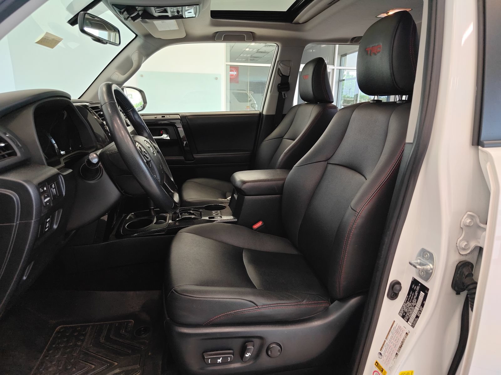 Used 2019 Toyota 4Runner TRD Off-Road Premium AWD/4WD image 9