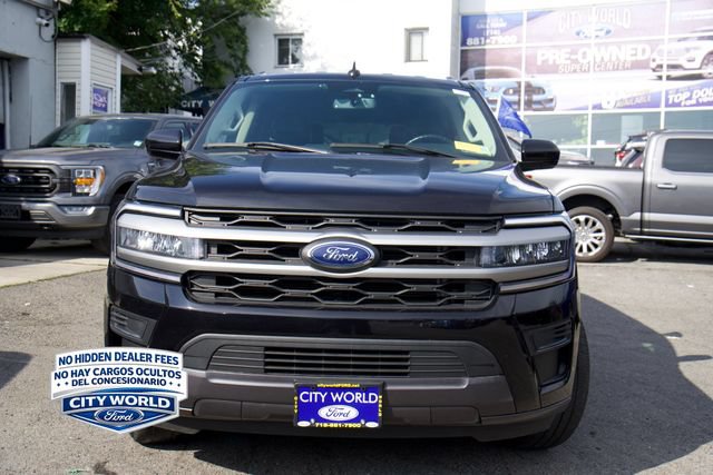 Certified 2024 Ford Expedition XLT AWD/4WD image 2