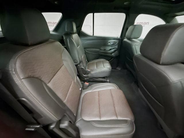 Used 2023 Chevrolet Traverse High Country w/ LPO, Floor Liner Package AWD/4WD image 32