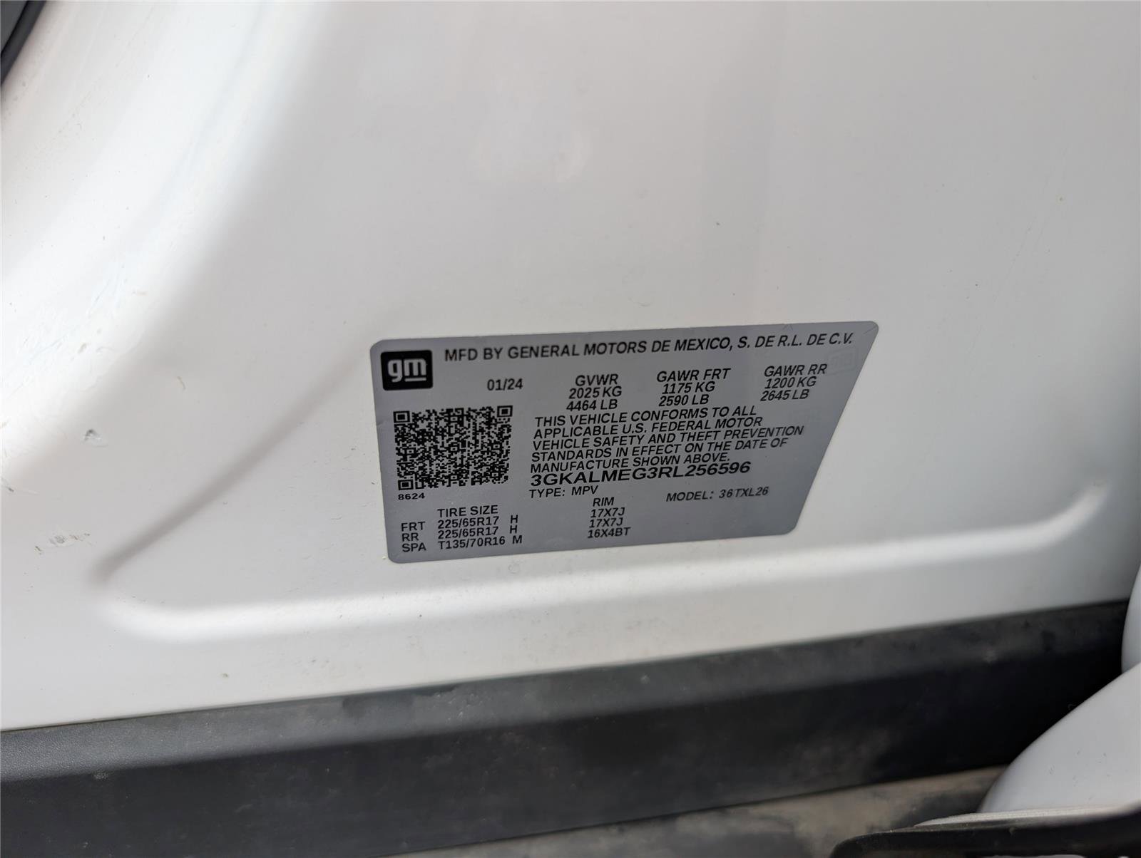 Used 2024 GMC Terrain SLE FWD image 40