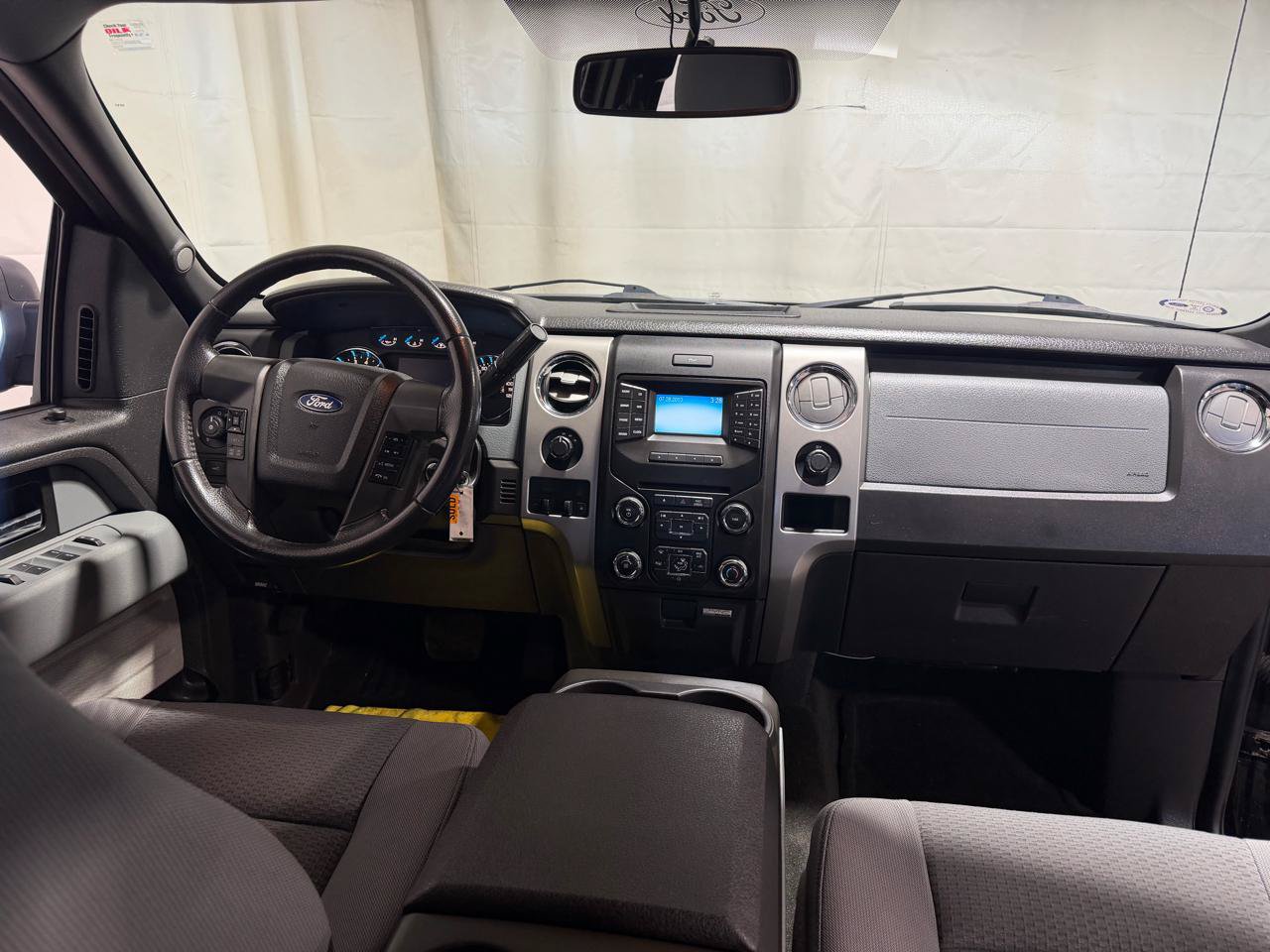 Used 2013 Ford F150 XLT w/ Luxury Equipment Group AWD/4WD image 17