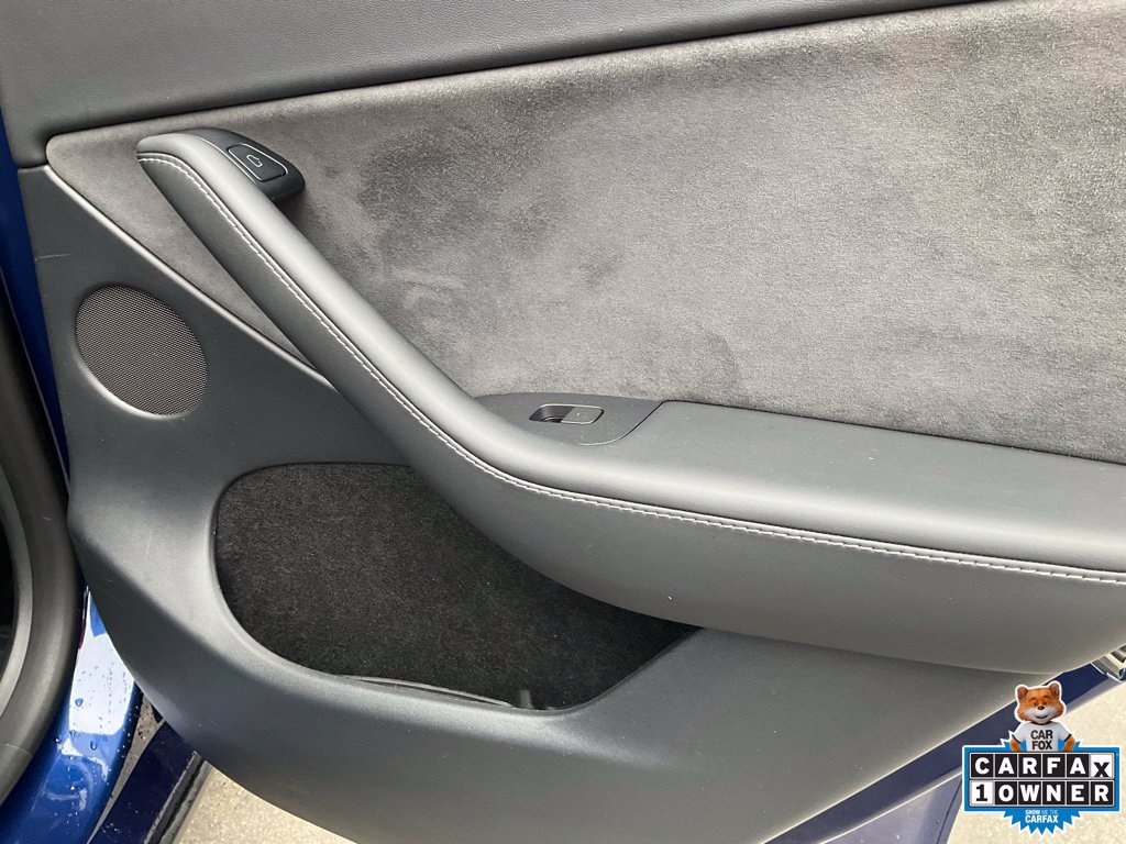 Used 2023 Tesla Model Y Long Range AWD/4WD image 59