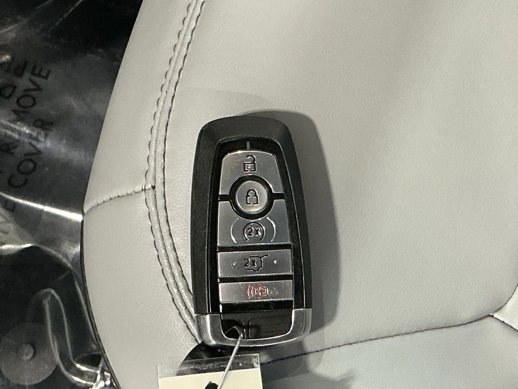 Used 2021 Ford Explorer XLT w/ Equipment Group 202A image 55