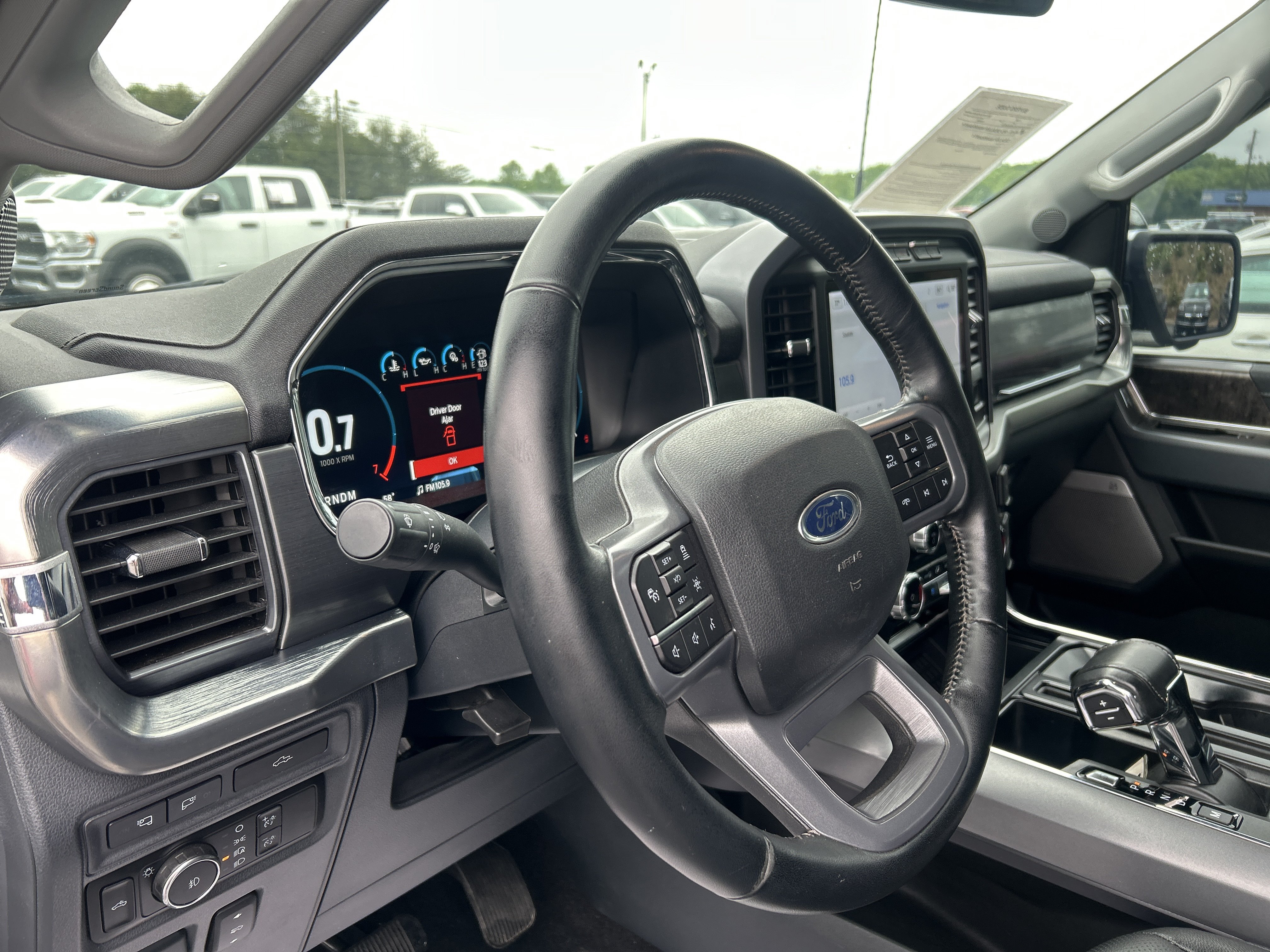 Used 2023 Ford F150 Lariat w/ Trailer Tow Package AWD/4WD image 19