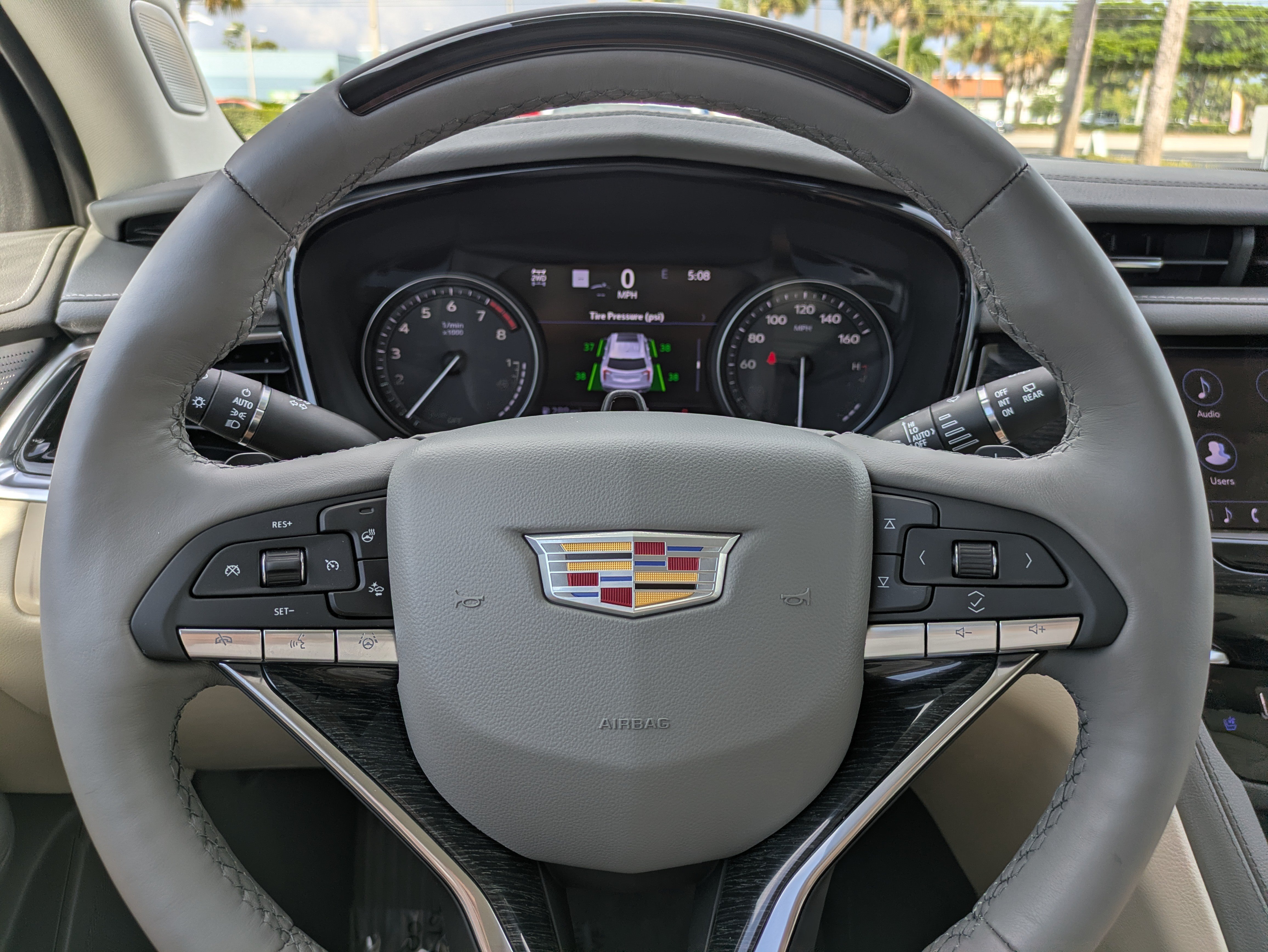 Certified 2025 Cadillac XT6 Premium Luxury w/ Technology Package AWD/4WD image 26