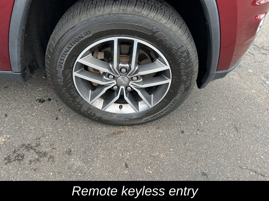 Used 2018 Jeep Grand Cherokee Limited image 12