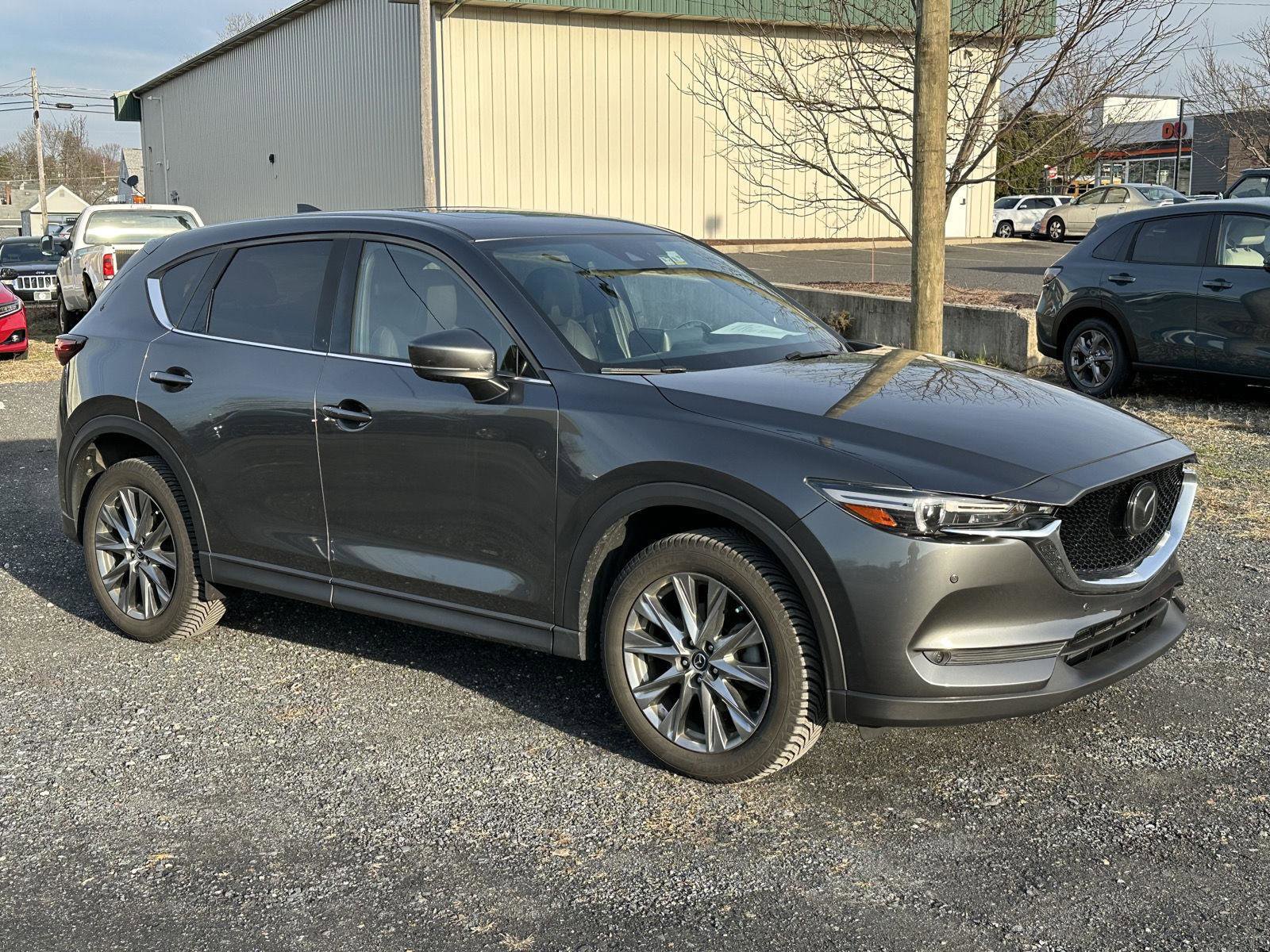 Used 2020 MAZDA CX-5 Signature image 2
